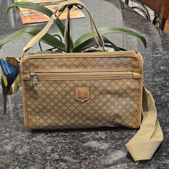 Céline Macadam Monogram Vintage Coated Canvas Clutch with Strap & Twilly Added - Picture 1 of 16